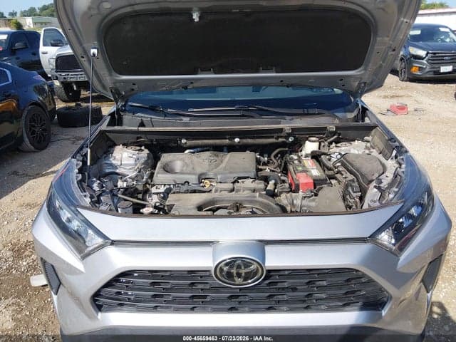 2020 TOYOTA RAV4 LE 10