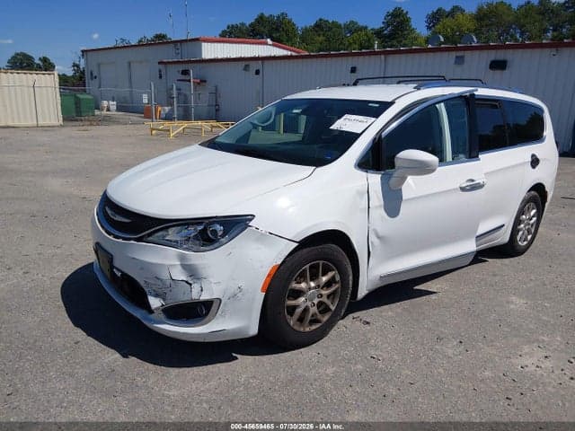 2020 CHRYSLER PACIFICA TOURING L 6