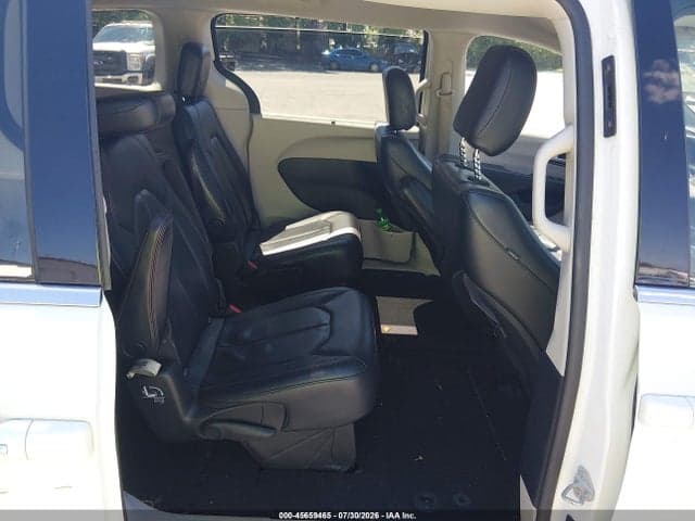 2020 CHRYSLER PACIFICA TOURING L 8