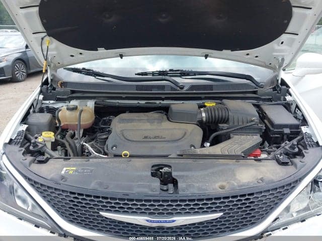 2020 CHRYSLER PACIFICA TOURING L 10