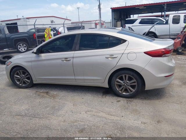 2017 HYUNDAI ELANTRA SE 13