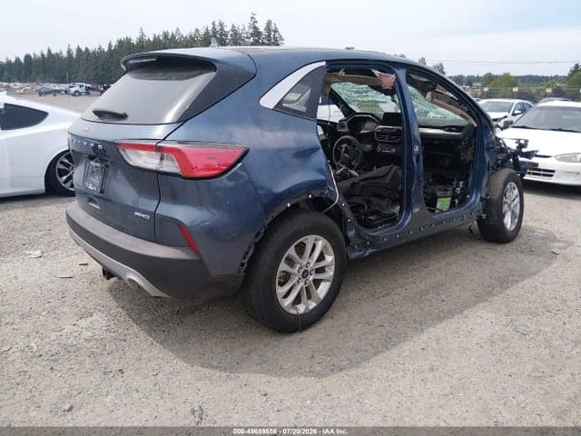 2020 FORD ESCAPE SE 4