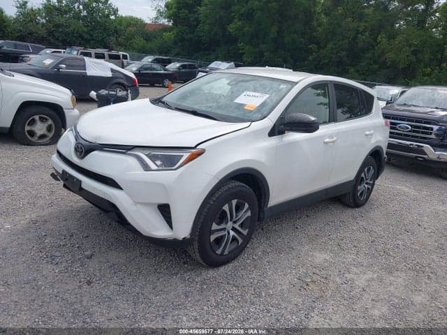 2018 TOYOTA RAV4 LE 2