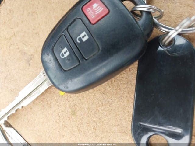 2018 TOYOTA RAV4 LE 11
