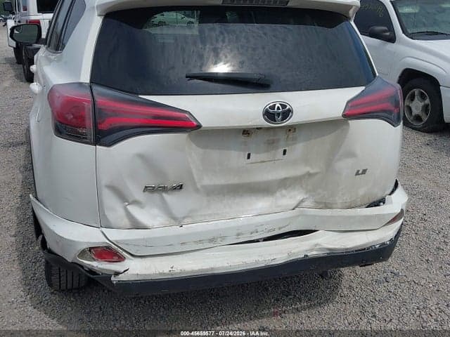 2018 TOYOTA RAV4 LE 6