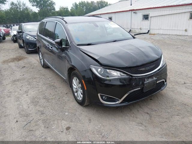 2017 CHRYSLER PACIFICA TOURING-L - 1