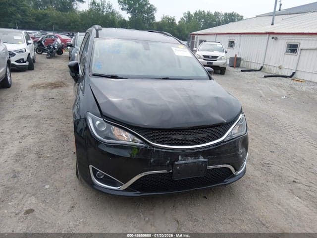 2017 CHRYSLER PACIFICA TOURING-L 12