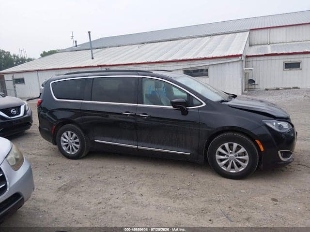 2017 CHRYSLER PACIFICA TOURING-L 13