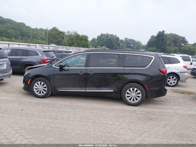 2017 CHRYSLER PACIFICA TOURING-L 14