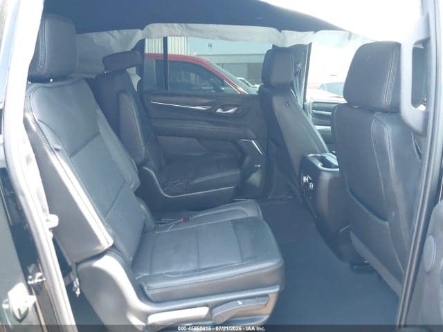 2023 GMC YUKON XL 4WD DENALI 8