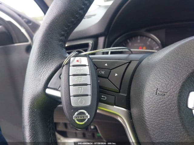 2019 NISSAN ROGUE SV 11