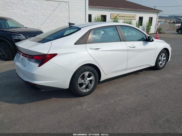 2021 HYUNDAI ELANTRA SE 4