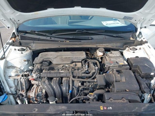 2021 HYUNDAI ELANTRA SE 10