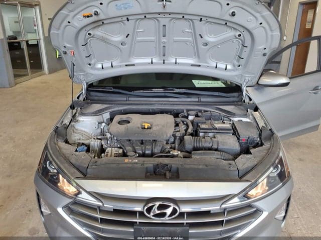 2020 HYUNDAI ELANTRA SE 10