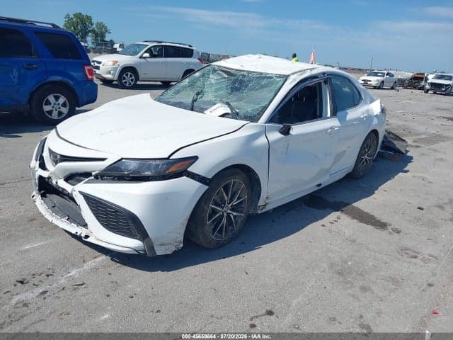 2023 TOYOTA CAMRY SE AWD 2