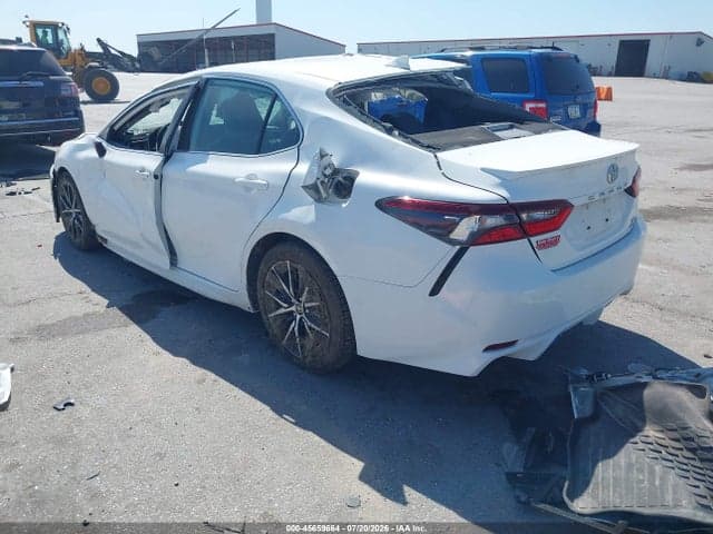 2023 TOYOTA CAMRY SE AWD 3