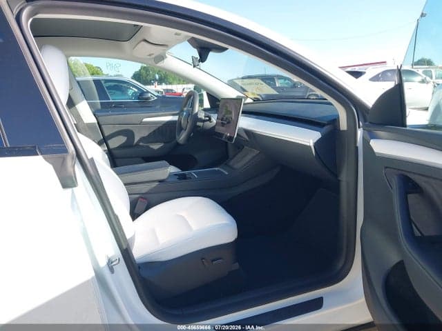 2023 TESLA MODEL Y RWD 5