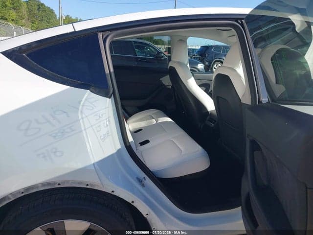 2023 TESLA MODEL Y RWD 8