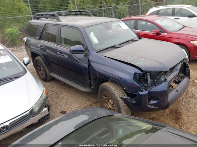 2024 TOYOTA 4RUNNER SR5 1