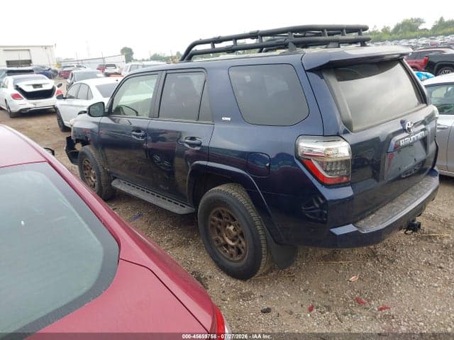 2024 TOYOTA 4RUNNER SR5 3