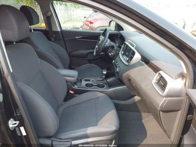 2020 KIA SORENTO 2.4L LX 5