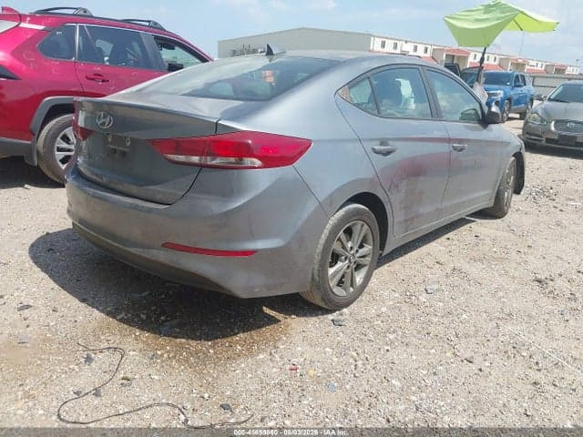 2018 HYUNDAI ELANTRA SEL 4