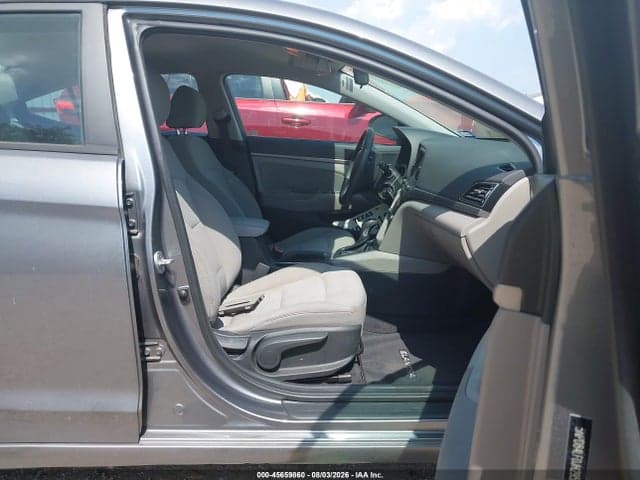 2018 HYUNDAI ELANTRA SEL 5