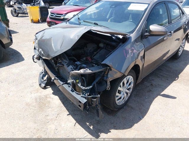 2017 TOYOTA COROLLA LE 19