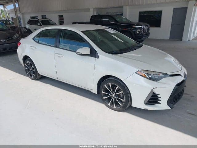 2019 TOYOTA COROLLA SE 1