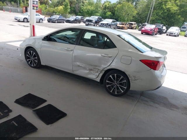 2019 TOYOTA COROLLA SE 3