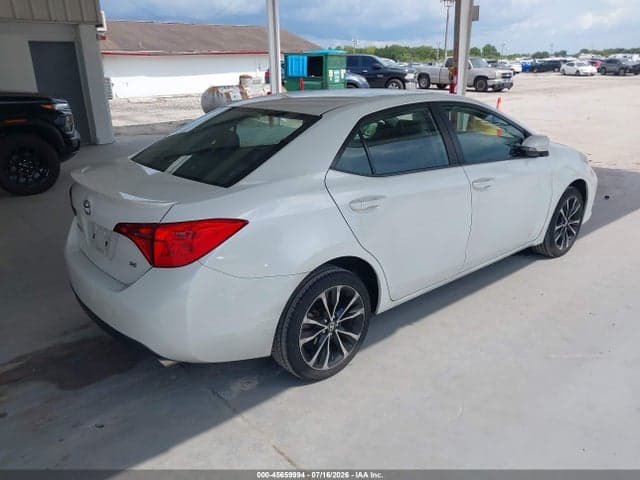 2019 TOYOTA COROLLA SE 4
