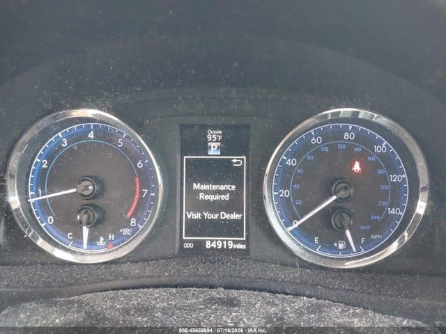 2019 TOYOTA COROLLA SE 7