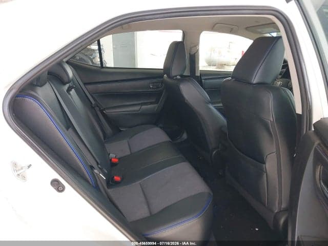2019 TOYOTA COROLLA SE 8