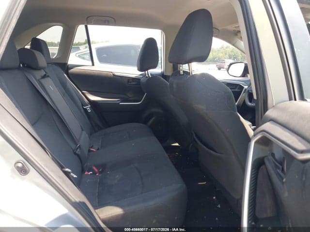 2019 TOYOTA RAV4 LE 8