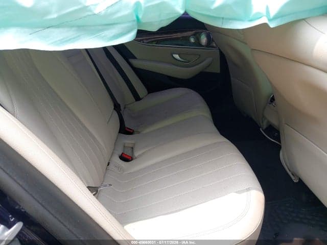 2017 MERCEDES-BENZ E 300 4MATIC 8