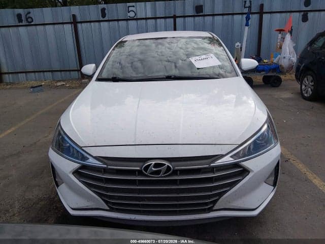2020 HYUNDAI ELANTRA SE 11
