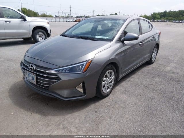 2019 HYUNDAI ELANTRA SE 2