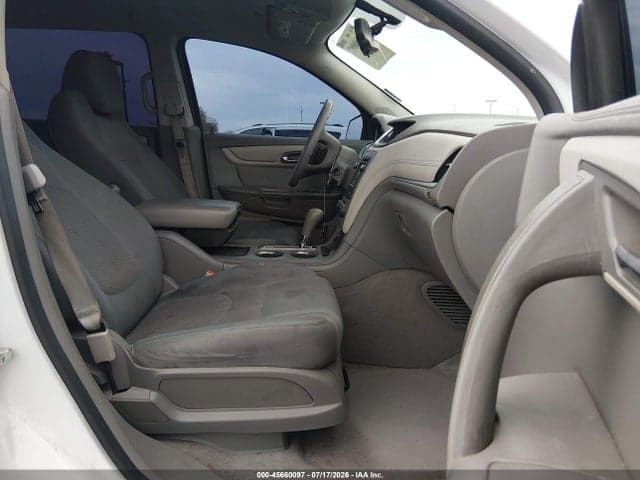 2017 CHEVROLET TRAVERSE LS 5