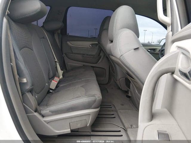 2017 CHEVROLET TRAVERSE LS 8