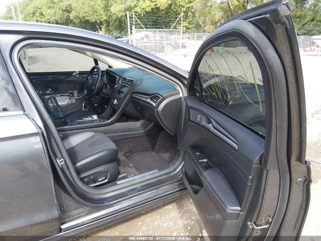 2017 FORD FUSION ENERGI TITANIUM 5