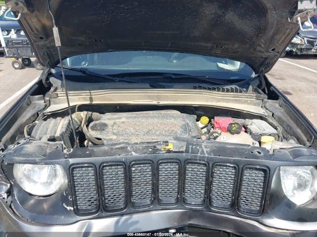 2020 JEEP RENEGADE ALTITUDE 4X4 10