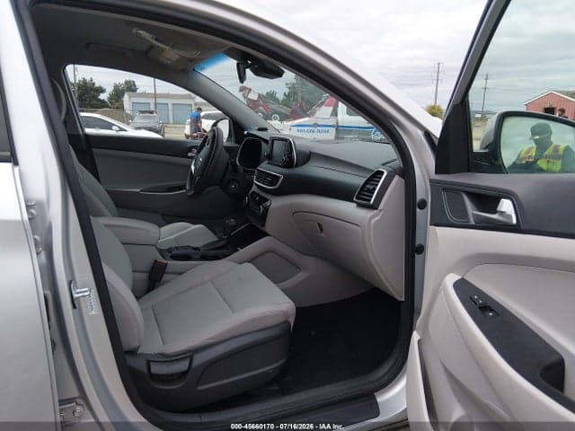 2019 HYUNDAI TUCSON SE 5