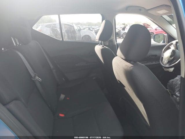 2023 NISSAN KICKS S XTRONIC CVT 8