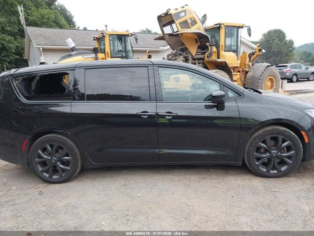 2018 CHRYSLER PACIFICA TOURING PLUS 13