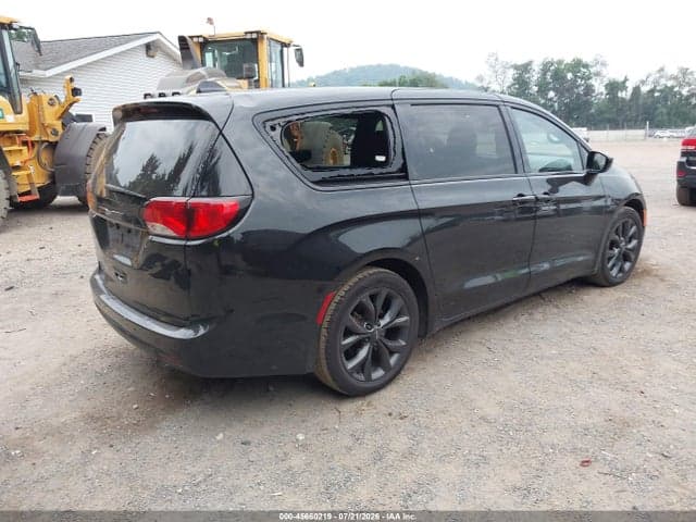 2018 CHRYSLER PACIFICA TOURING PLUS 4