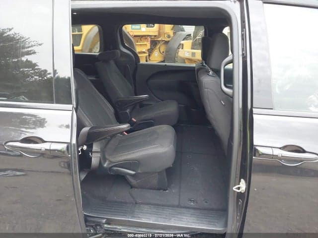 2018 CHRYSLER PACIFICA TOURING PLUS 8