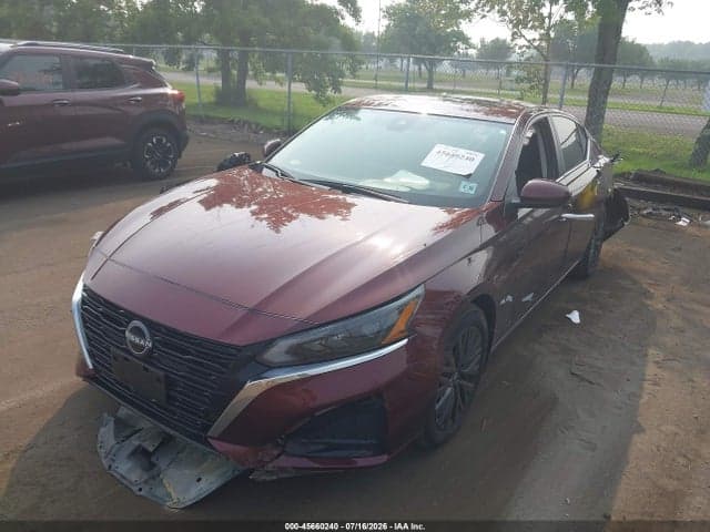 2025 NISSAN ALTIMA SV FWD 2