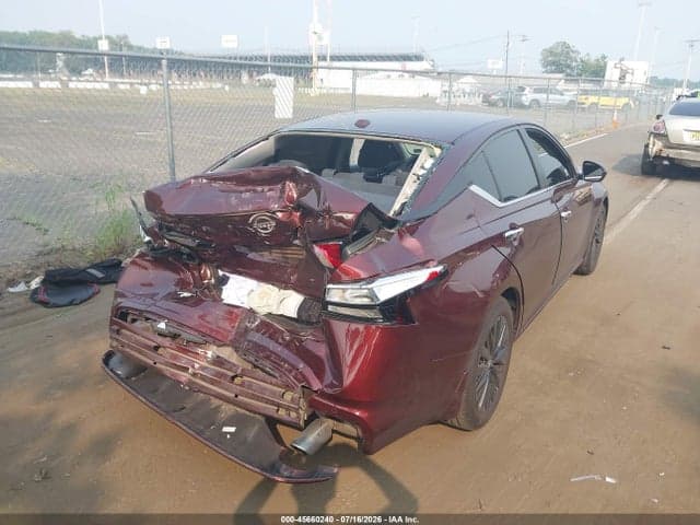 2025 NISSAN ALTIMA SV FWD 4