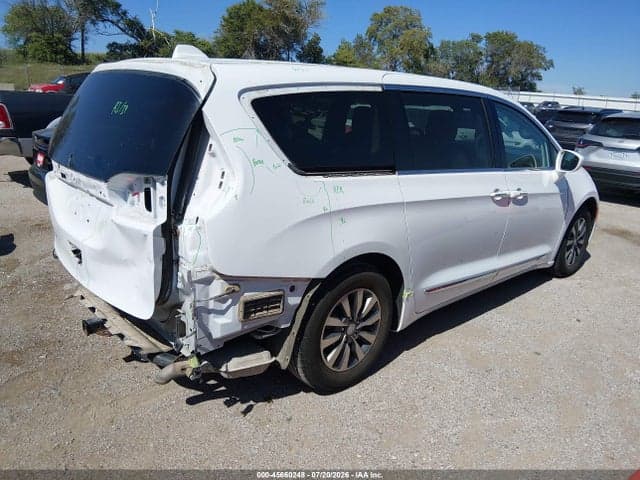 2019 CHRYSLER PACIFICA TOURING L PLUS 4