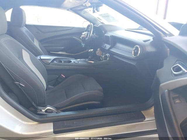 2019 CHEVROLET CAMARO 1LT 5